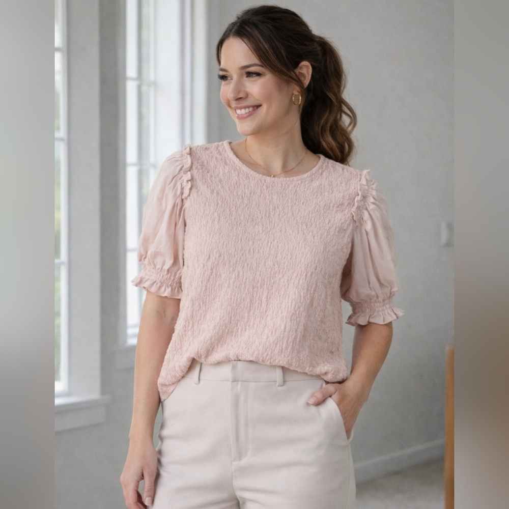 NWT Hailey & Co. Light Pink Women's Top Size Small